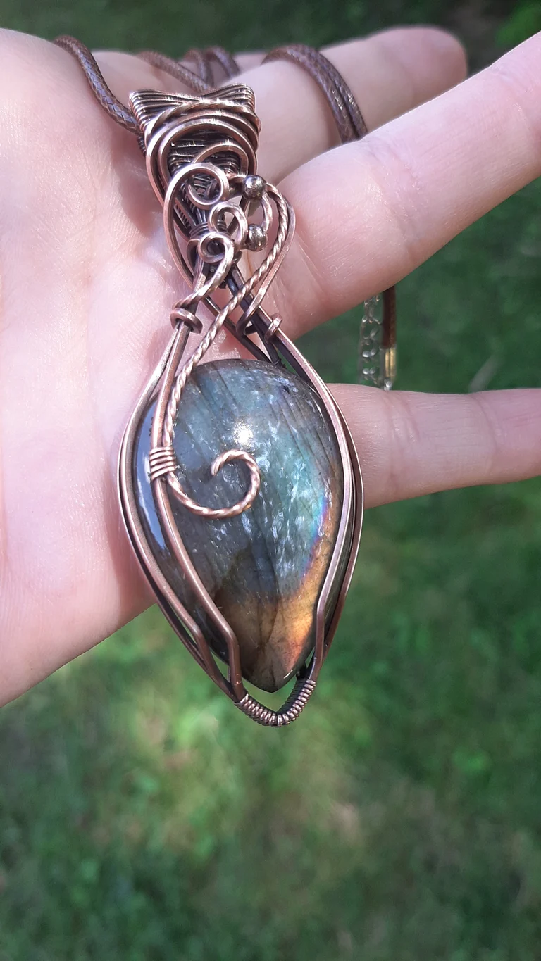Labradorite in oxydized copper - statement peace